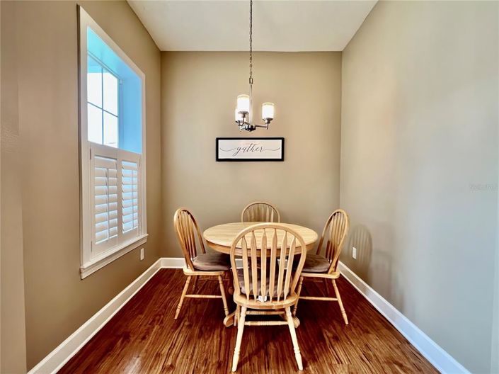 Image No.28-4 Bed Property for sale