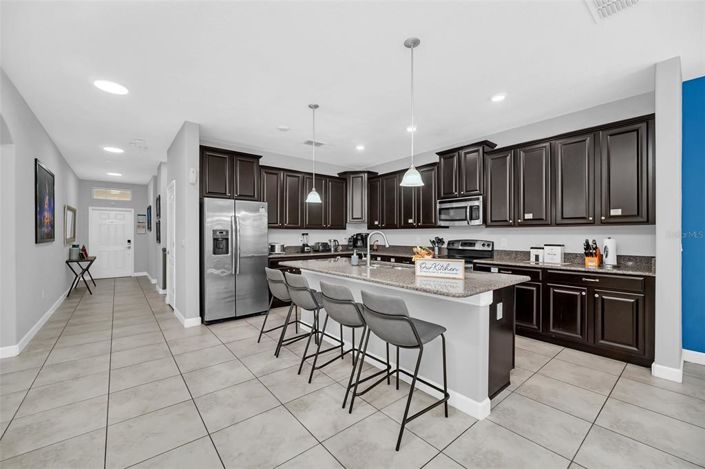 Image No.14-6 Bed Property for sale