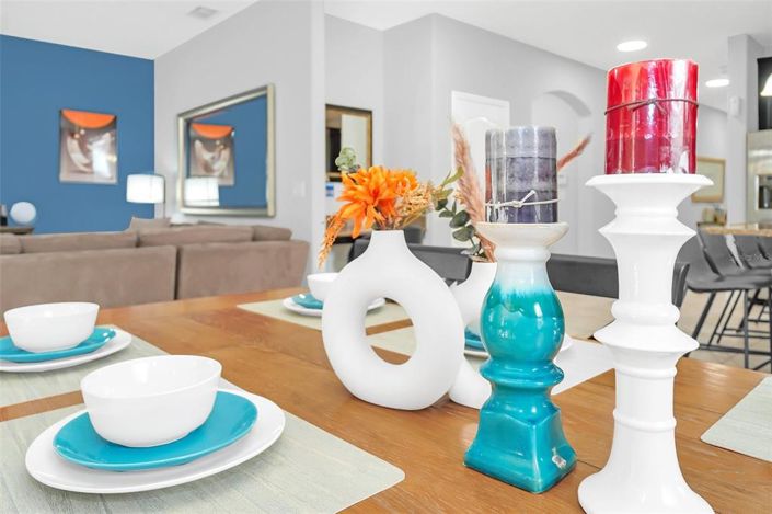 Image No.20-6 Bed Property for sale