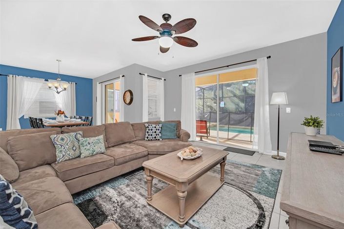 Image No.21-6 Bed Property for sale