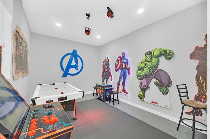 Image No.26-6 Bed Property for sale