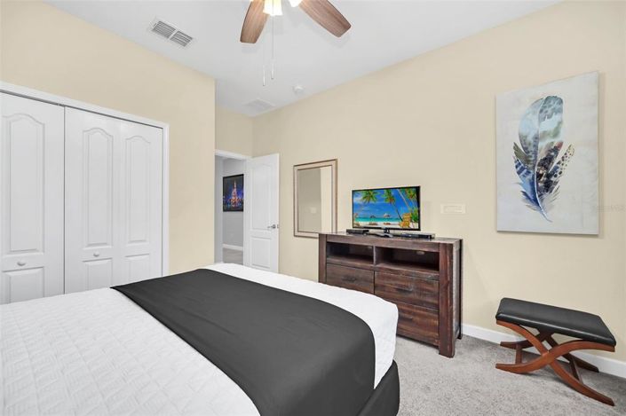 Image No.28-6 Bed Property for sale