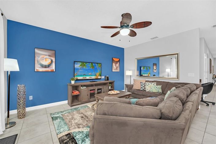 Image No.3-6 Bed Property for sale