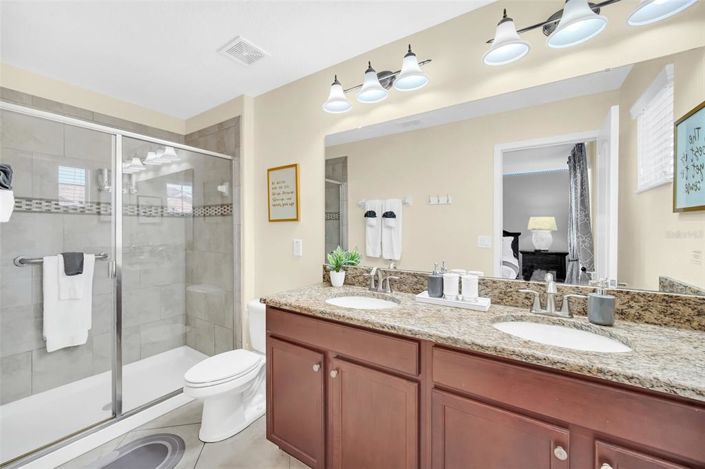 Image No.38-6 Bed Property for sale