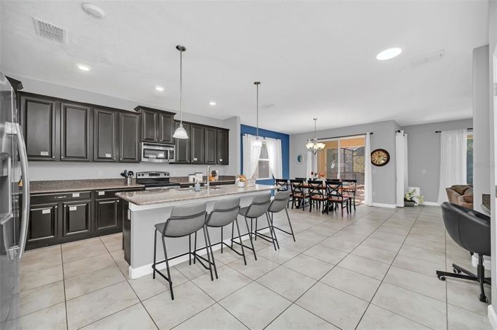 Image No.7-6 Bed Property for sale