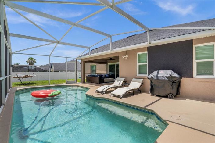 Image No.2-4 Bed Property for sale