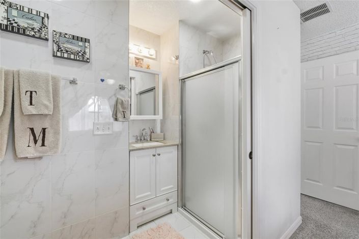 Image No.19-4 Bed Property for sale