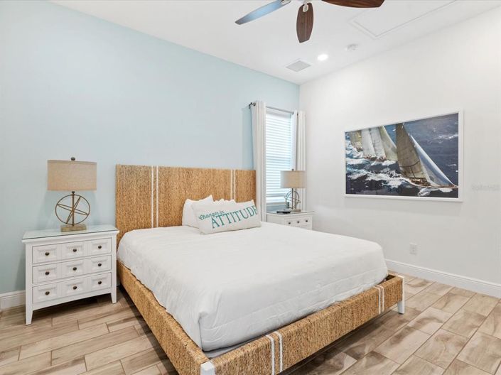 Image No.11-2 Bed Property for sale