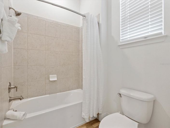 Image No.19-2 Bed Property for sale