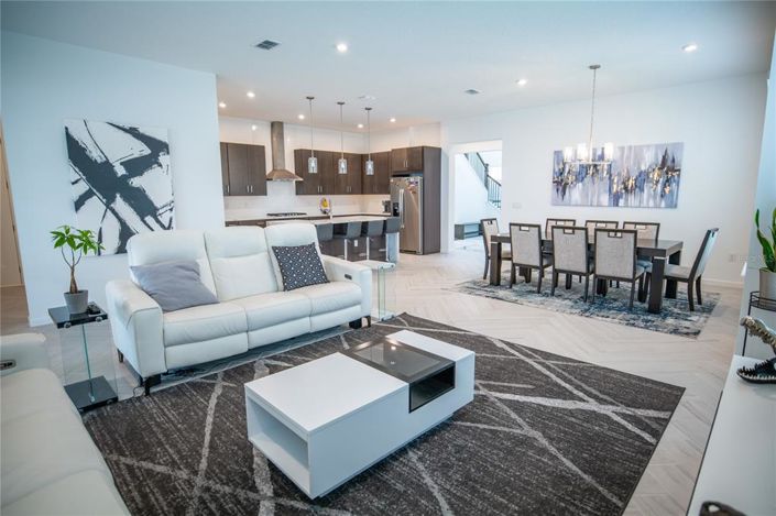 Image No.22-5 Bed Property for sale