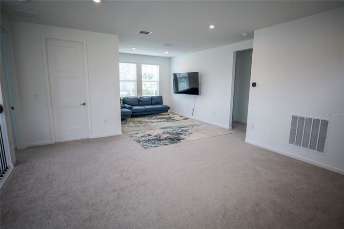 Image No.30-5 Bed Property for sale