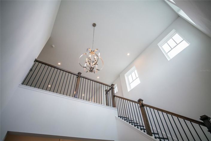 Image No.9-5 Bed Property for sale