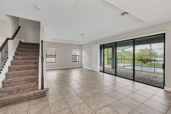 Image No.15-4 Bed Property for sale