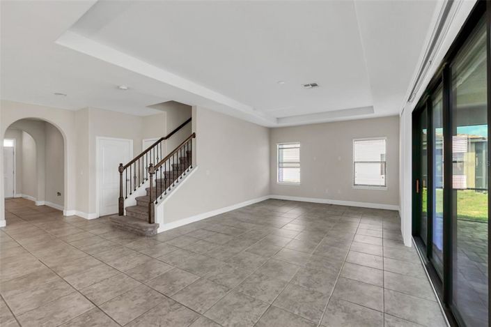 Image No.17-4 Bed Property for sale