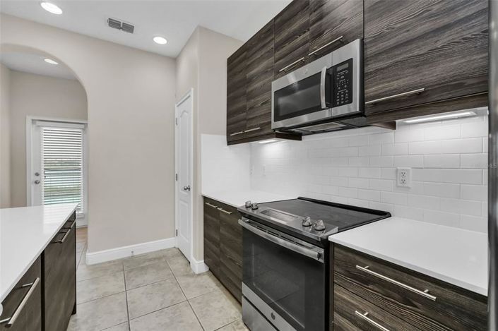 Image No.23-4 Bed Property for sale