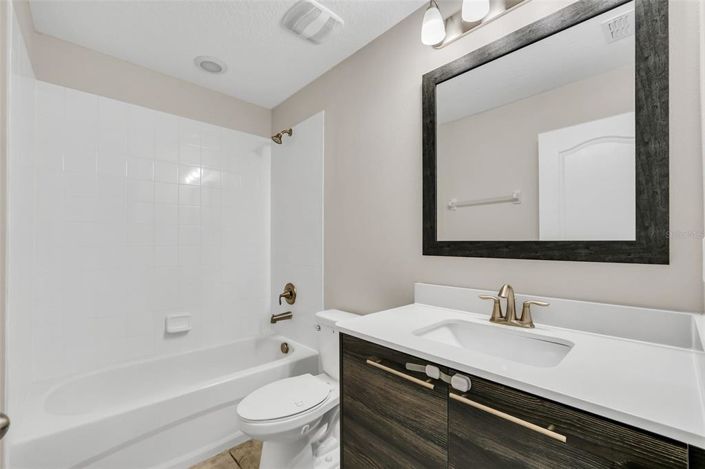 Image No.32-4 Bed Property for sale