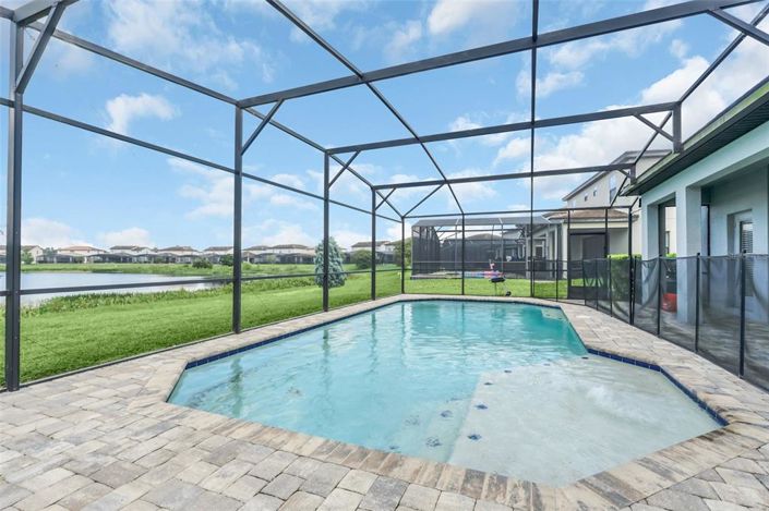 Image No.7-4 Bed Property for sale