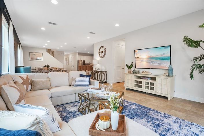 Image No.20-10 Bed Property for sale