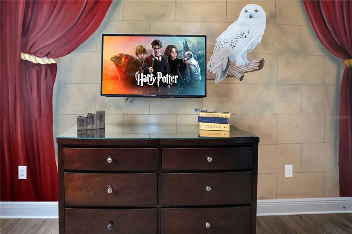 Image No.36-10 Bed Property for sale