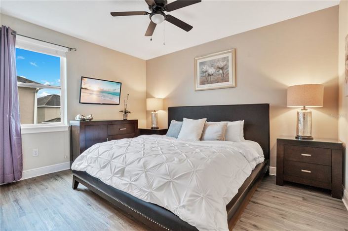 Image No.47-10 Bed Property for sale