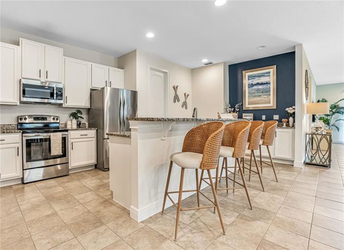 Image No.9-10 Bed Property for sale