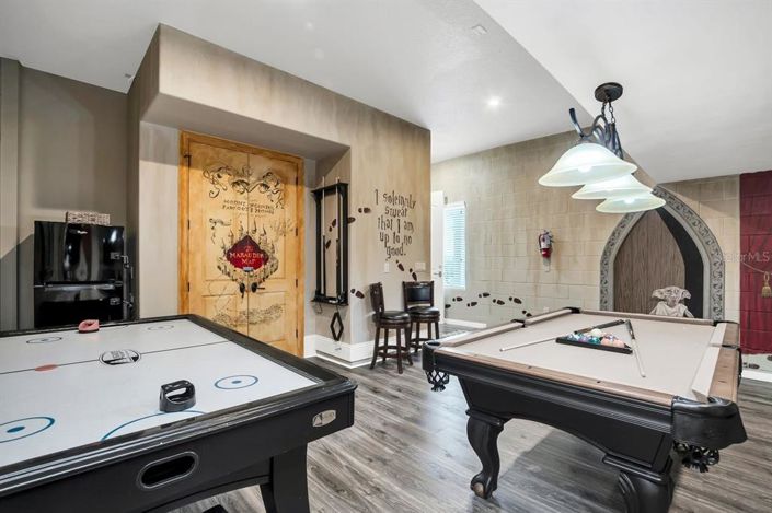 Image No.16-5 Bed Property for sale