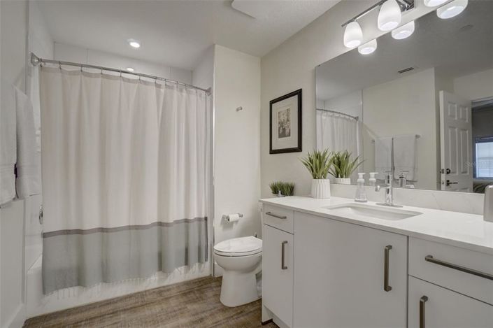 Image No.29-3 Bed Property for sale