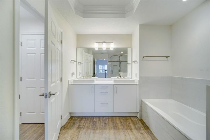 Image No.31-3 Bed Property for sale