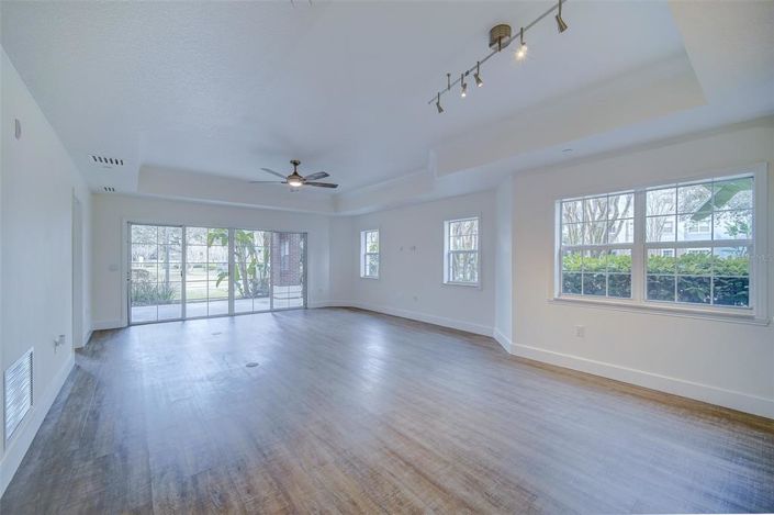 Image No.33-3 Bed Property for sale