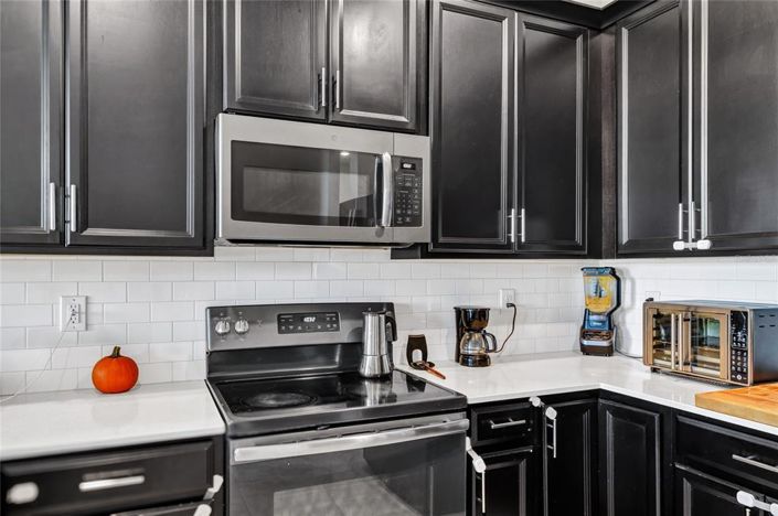 Image No.12-3 Bed Townhouse for sale