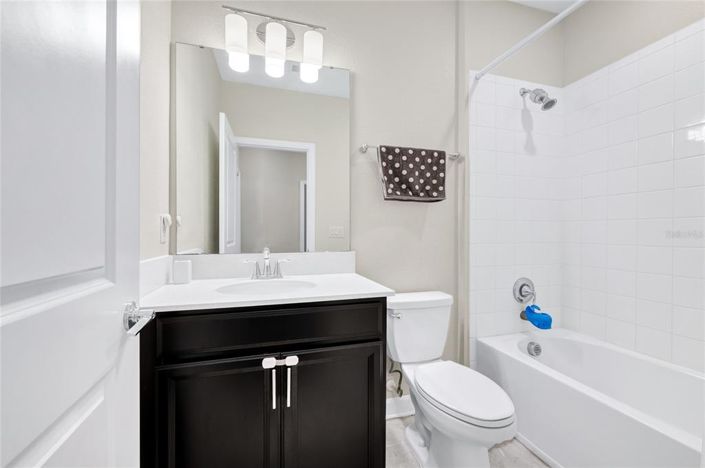 Image No.26-3 Bed Townhouse for sale