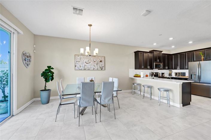 Image No.8-3 Bed Townhouse for sale