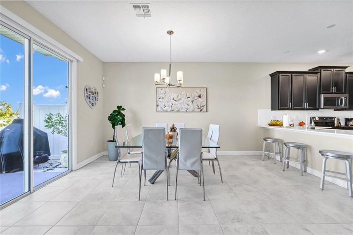 Image No.9-3 Bed Townhouse for sale