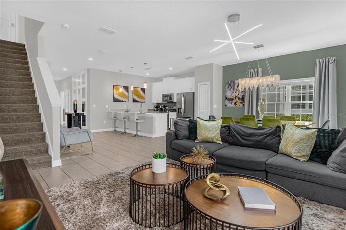 Image No.15-5 Bed Townhouse for sale