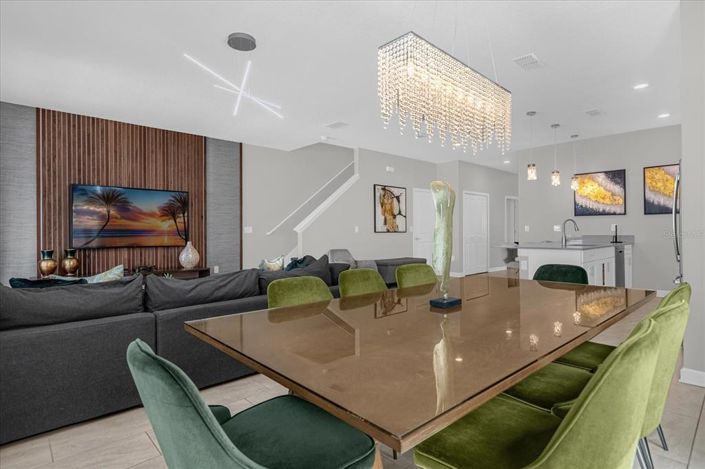 Image No.3-5 Bed Townhouse for sale