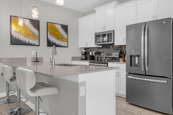 Image No.7-5 Bed Townhouse for sale