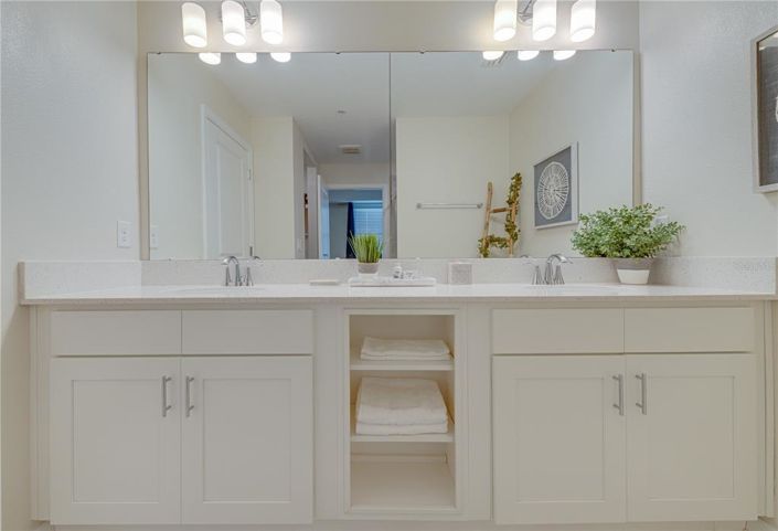 Image No.30-3 Bed Property for sale