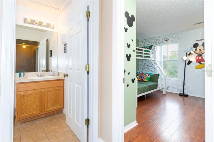 Image No.41-3 Bed Townhouse for sale