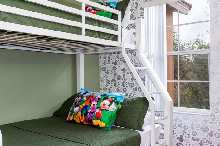 Image No.47-3 Bed Townhouse for sale