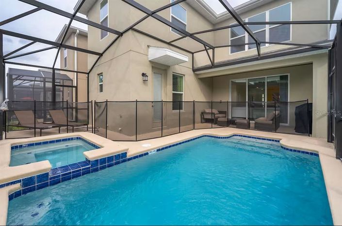 Image No.18-5 Bed Property for sale