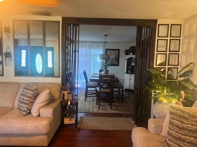 Image No.12-3 Bed Property for sale