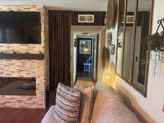 Image No.14-3 Bed Property for sale