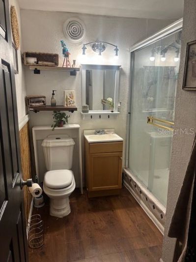 Image No.24-3 Bed Property for sale