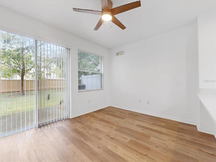 Image No.11-3 Bed Townhouse for sale