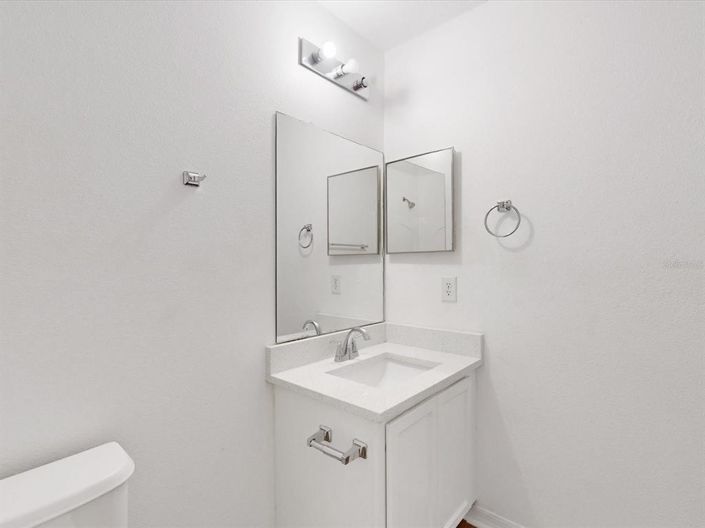 Image No.16-3 Bed Townhouse for sale