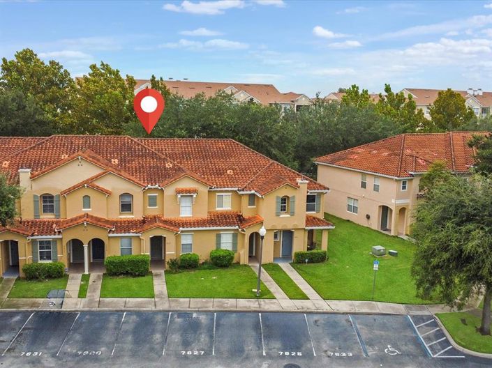 Image No.25-3 Bed Townhouse for sale