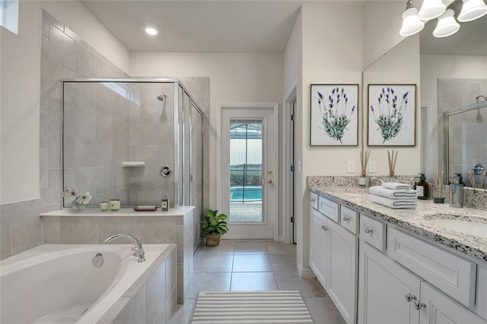 Image No.38-8 Bed Property for sale