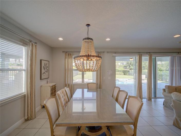 Image No.15-8 Bed Property for sale