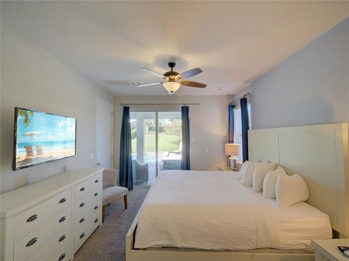 Image No.19-8 Bed Property for sale