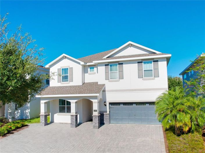 Image No.4-8 Bed Property for sale